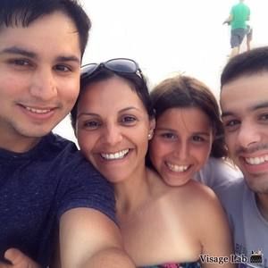 Meet your Posher, Elena